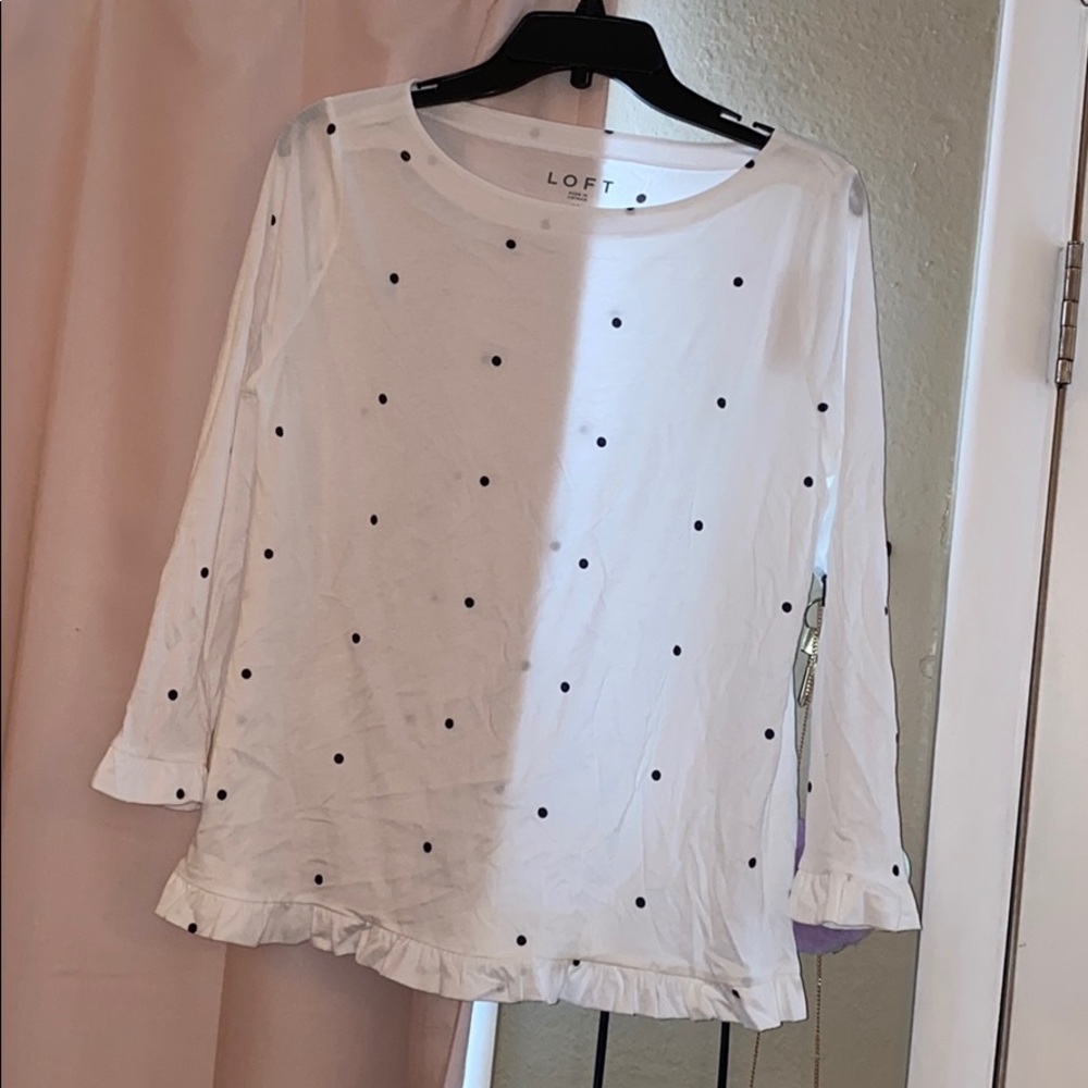 Ruffle sleeve tee